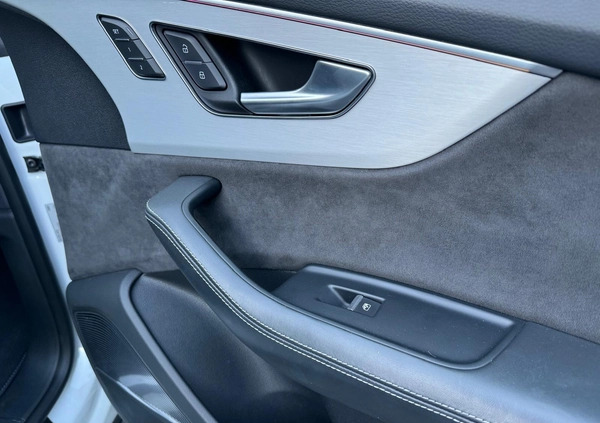 Audi SQ8 cena 319000 przebieg: 78496, rok produkcji 2019 z Częstochowa małe 326